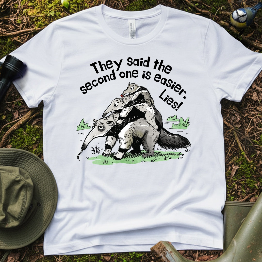 Giant Anteater tired mum Tshirt