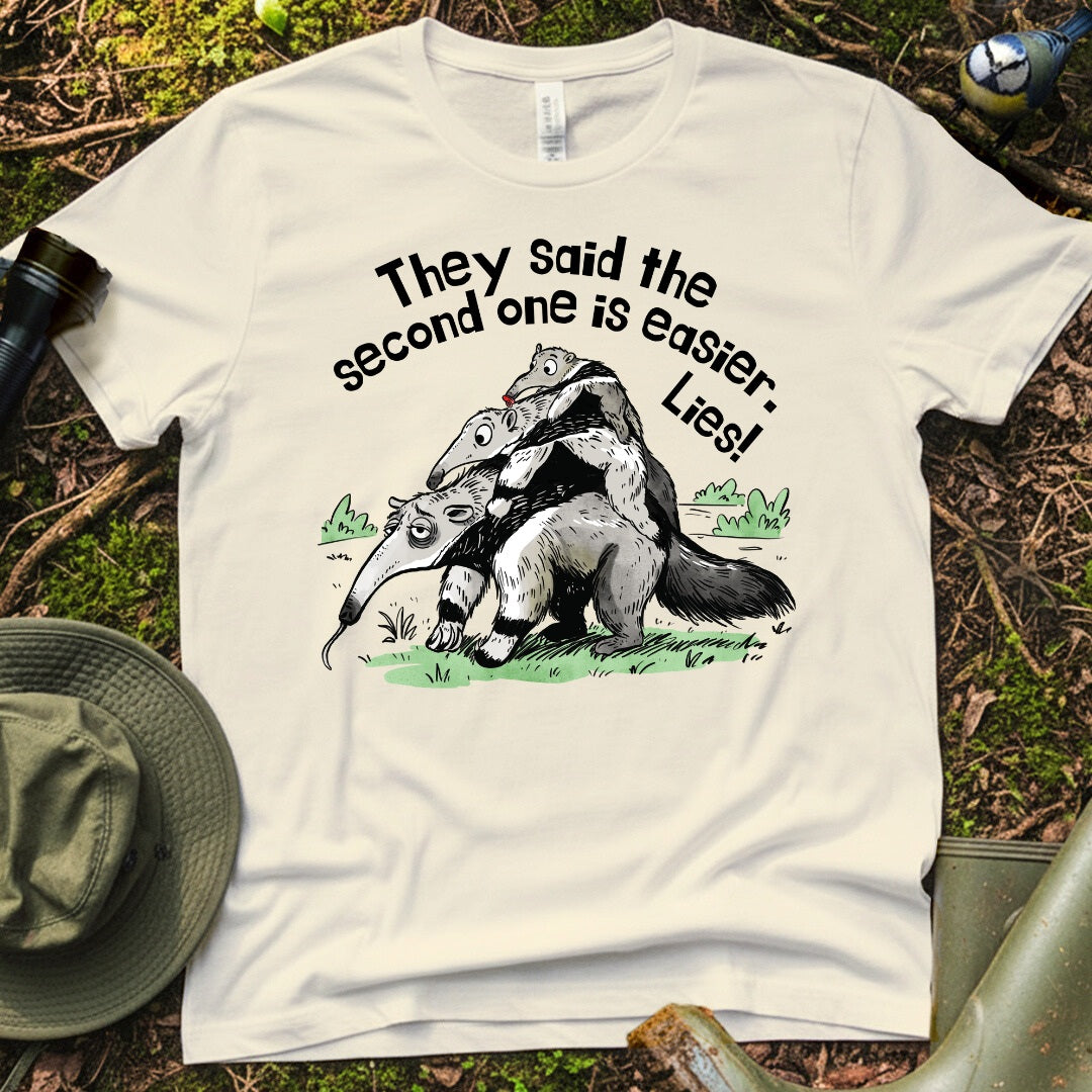 Giant Anteater tired mum Tshirt